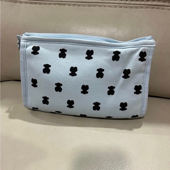 Tous Toiletry Pouch - Picture 2 of 6